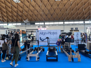 Stand di Align Pilates
